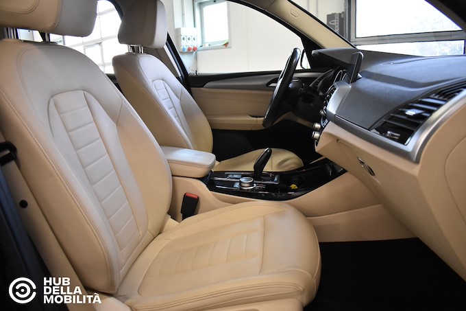 BMW X3 xDrive30i Business Advantage